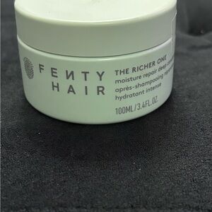 Fenty Hair The Richer One Moisture Repair Deep Conditioner - Mint Green